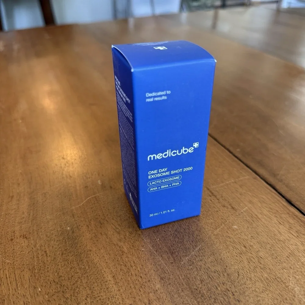 Medicube One Day Exosome Shot 2000 - Blue Facial Serum